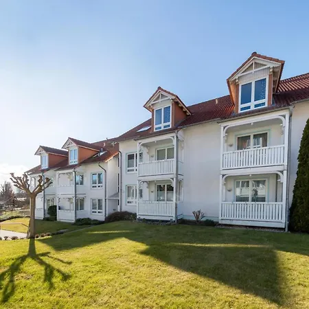 Apartmenthaus Binzer Sterne Mit Strandkorb Am ビンツ