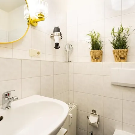 Apartmenthaus Binzer Sterne Mit Strandkorb Am *
